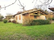 City / village house Montech