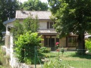 City / village house Parisot