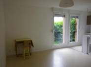 Purchase sale one-room apartment 