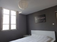 Purchase sale three-room apartment 